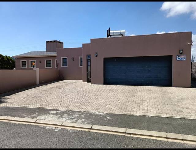 4 BEDROOM HOUSE FOR SALE IN DARLING